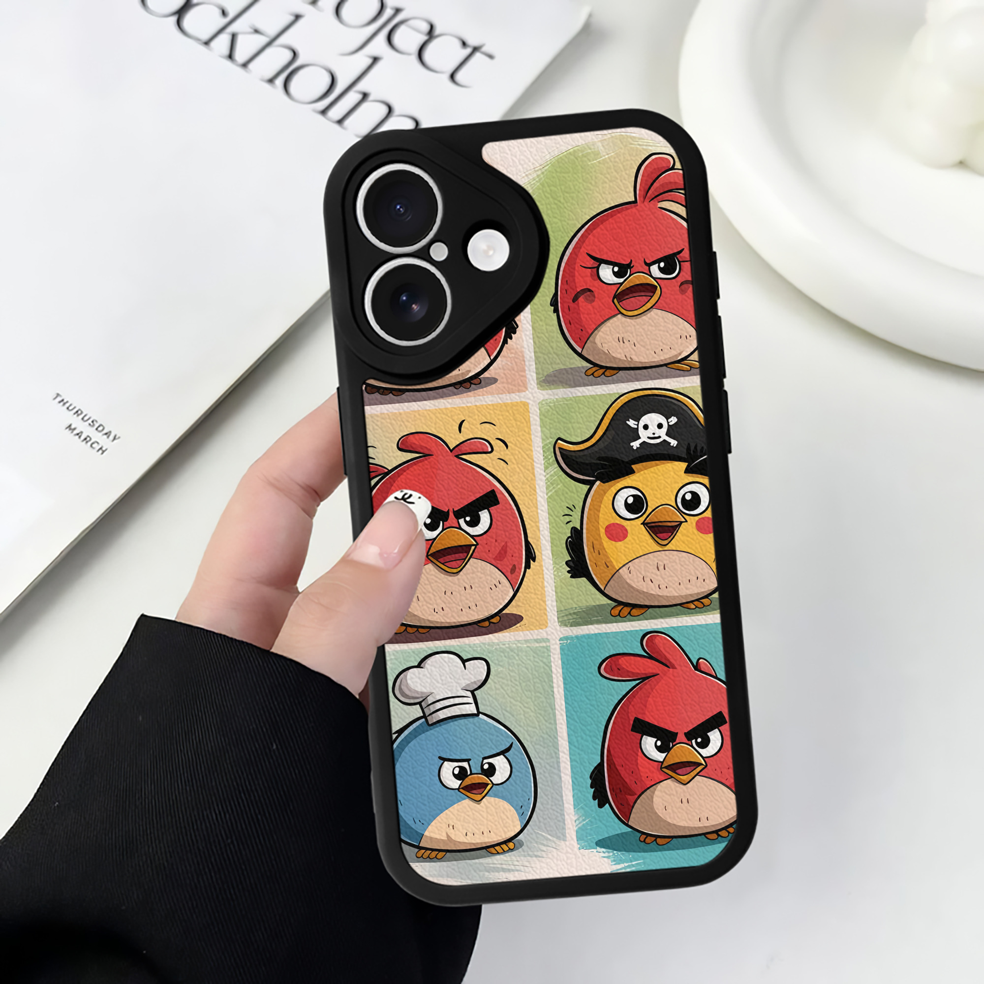（画像用） Angry Birds アングリーバード 【iPhone 16シリーズ対応】シリコンスマホケース（レザー調） 材質：シリコン